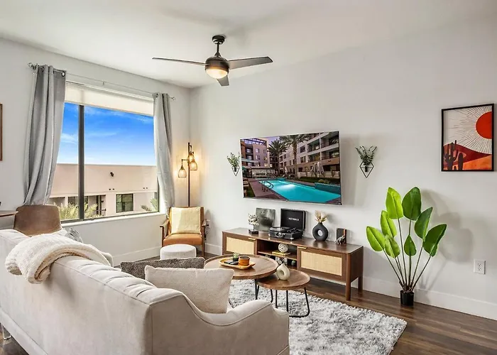 Apartment Escape To The Penthouse King Bed Tempe